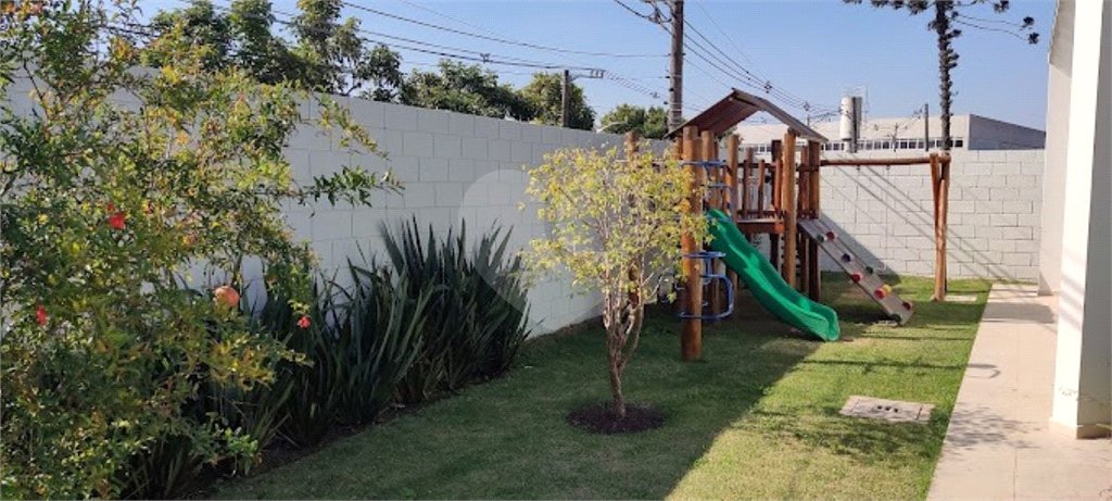 Casa à venda com 3 quartos, sendo 1 suíte, em Jardim Semiramis, Cotia, SP