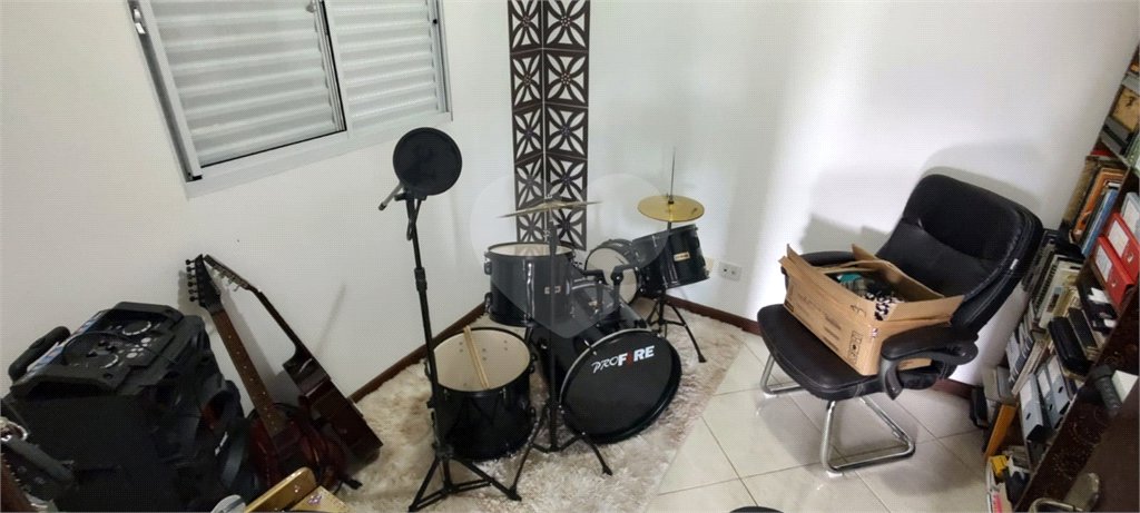 Casa à venda com 5 quartos, sendo 3 suítes,  em Capoavinha, Mairiporã, SP