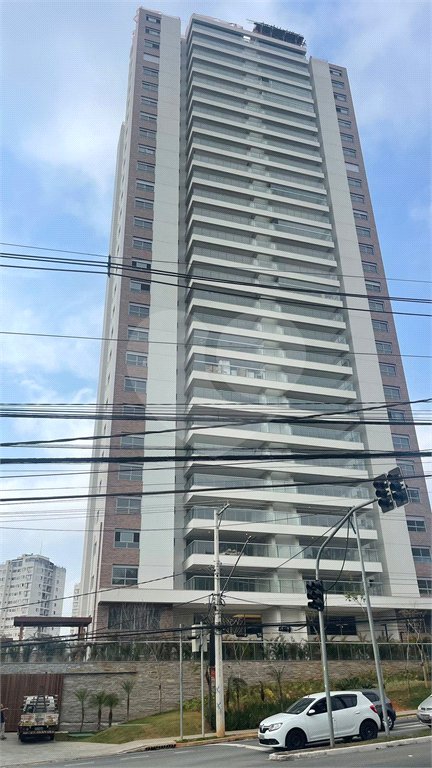 Apartamento à venda com 3 suítes em Vila Sofia, São Paulo, SP