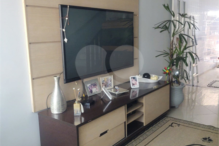 Casa à venda com 3 quartos em Vila Guilherme, São Paulo, SP