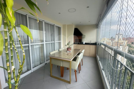 Apartamento à venda com 3 quartos, sendo 1 suíte, em Vila Andrade, São Paulo, SP