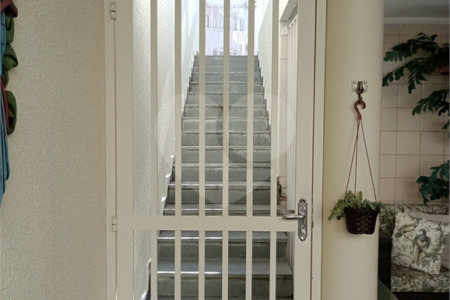 Casa à venda com 4 quartos, sendo 3 suítes,  em Alto Ipiranga, Mogi das Cruzes, SP