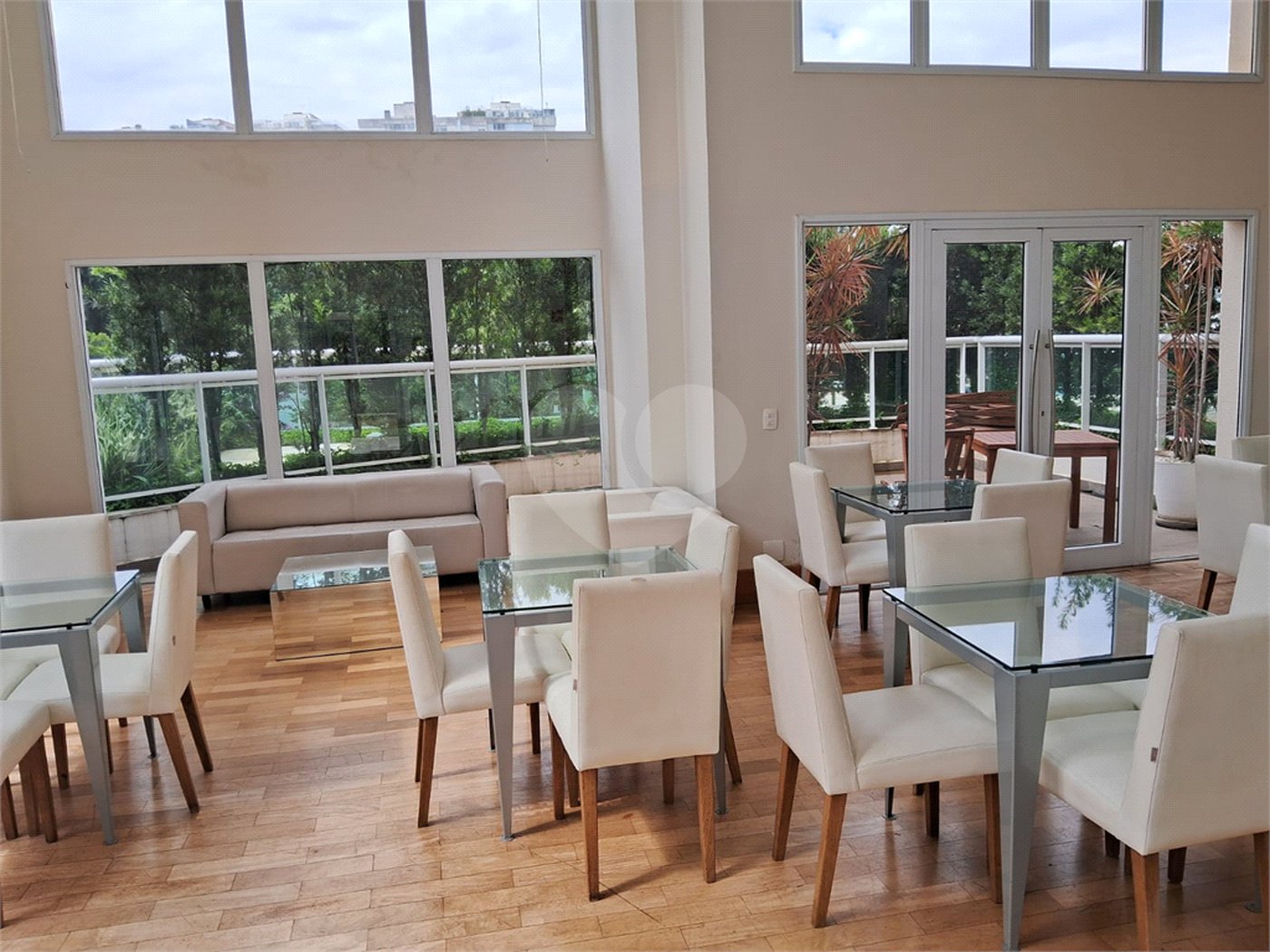 Apartamento à venda com 3 suítes em Paraíso do Morumbi, São Paulo, SP
