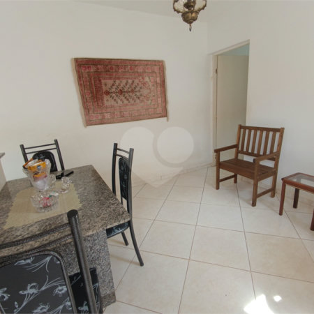 Casa à venda com 2 quartos, sendo 1 suíte, em Reneville, Mairinque, SP