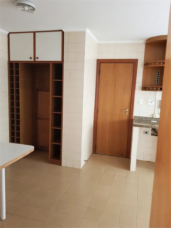 Apartamento à venda com 3 suítes em Conjunto Residencial Morumbi, São Paulo, SP