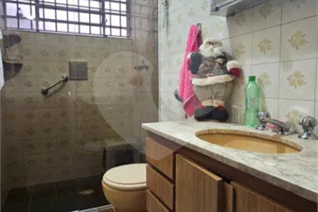 Casa de Vila à venda com 4 quartos, sendo 2 suítes, em Sumarezinho, São Paulo, SP