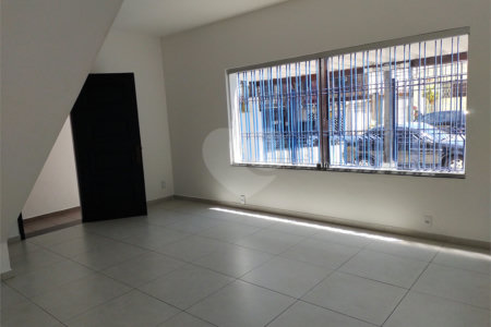 Casa à venda com 3 quartos, sendo 1 suíte,  em Vila Cordeiro, São Paulo, SP