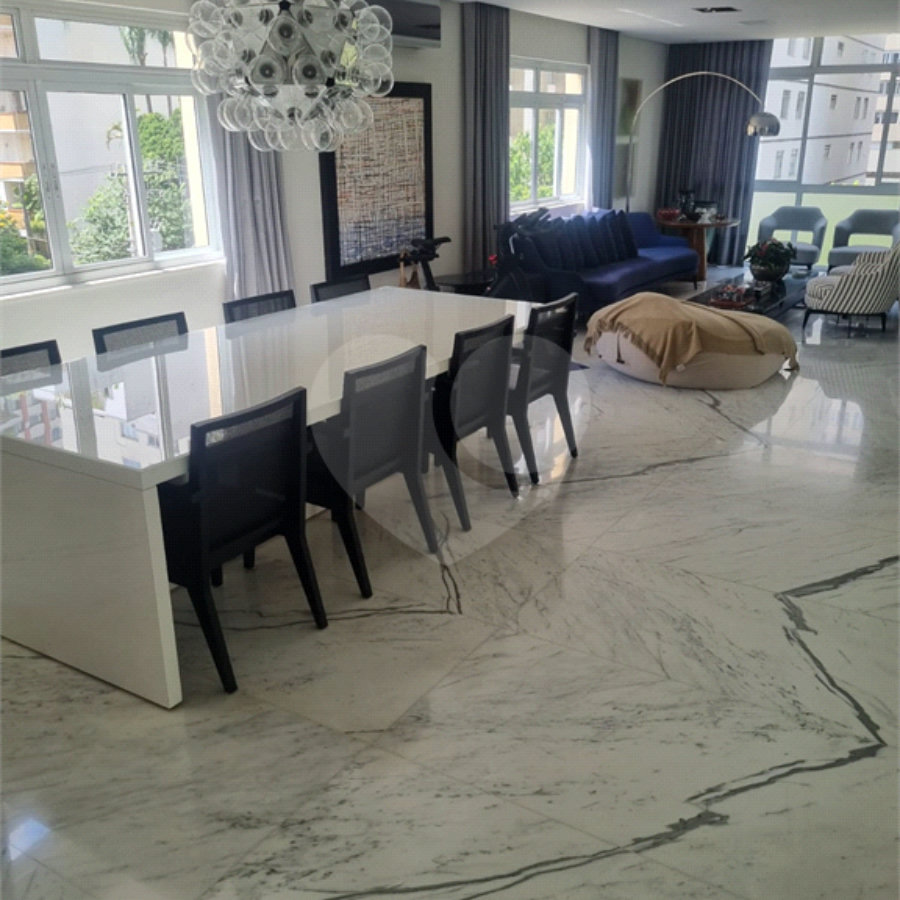 Apartamento à venda com 2 suítes em Cerqueira César, São Paulo, SP