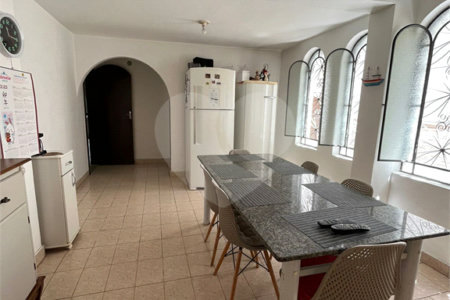 Sobrado à venda com 3 quartos, sendo 1 suíte, em Vila Paulicéia, São Paulo, SP