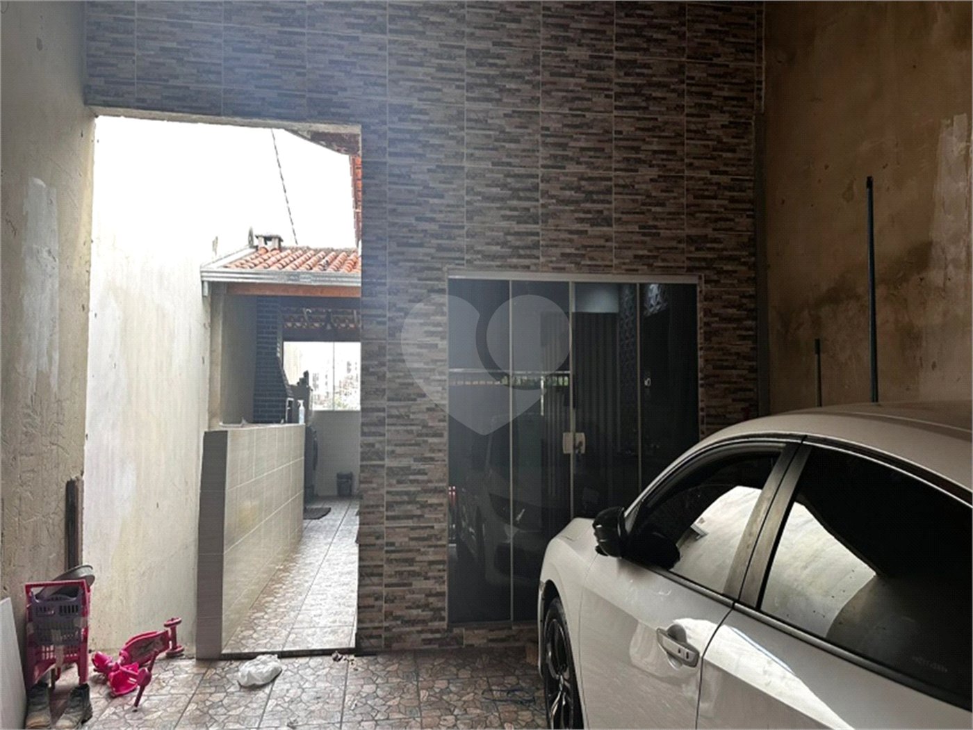 Sobrado à venda com 3 quartos, sendo 1 suíte, em Jardim Camila, Sorocaba, SP