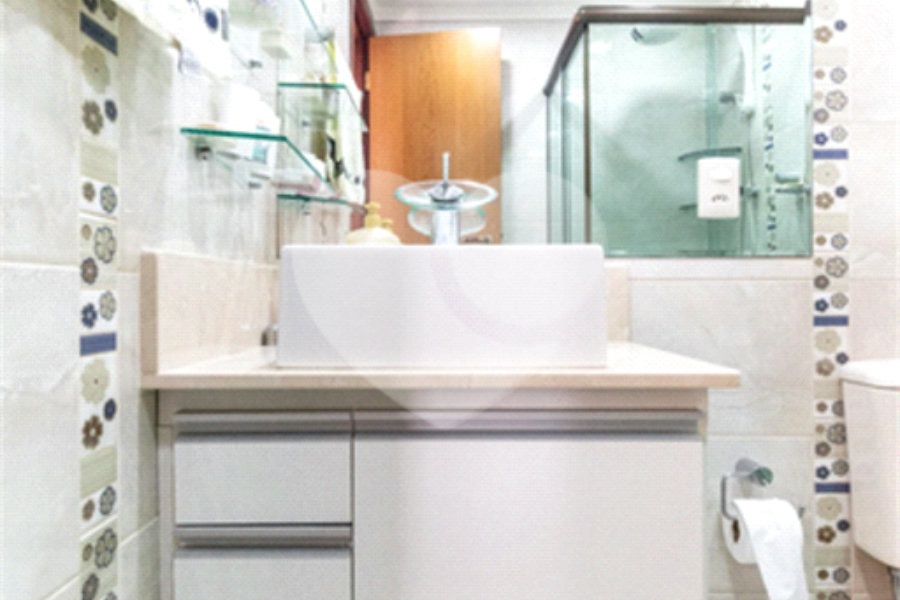 Apartamento à venda com 3 quartos, sendo 1 suíte, em Santa Teresinha, São Paulo, SP
