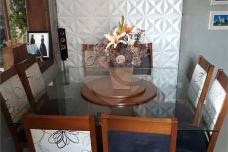 Casa à venda com 4 quartos, sendo 2 suítes, no Centro, São José dos Campos, SP