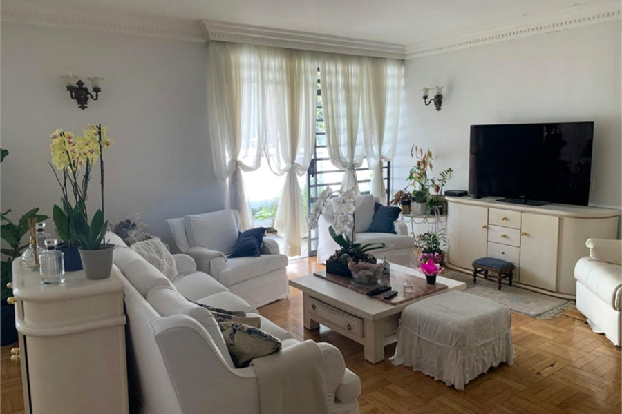 Casa à venda com 4 quartos, sendo 2 suítes,  em Tremembé, São Paulo, SP