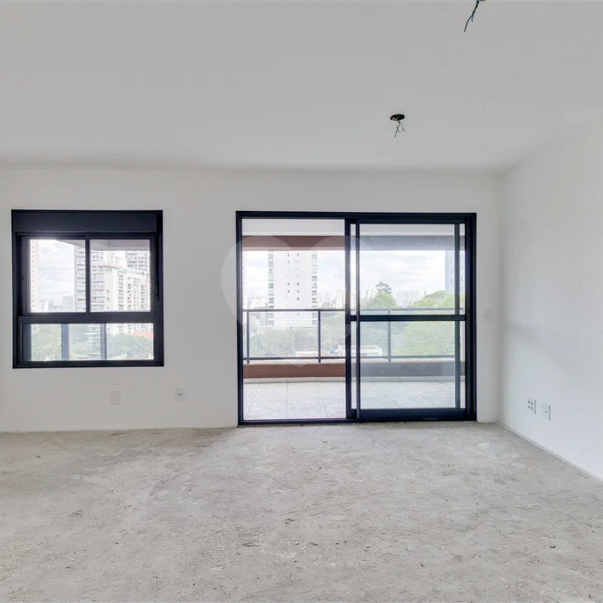 Apartamento à venda com 2 quartos, sendo 1 suíte, em Alto da Boa Vista, São Paulo, SP