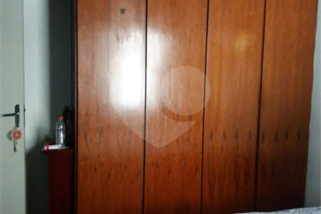Casa à venda com 3 quartos no condomínio Travessa Quefren,21, São Paulo - SP