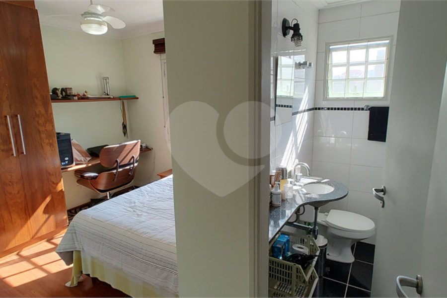 Casa à venda com 3 suítes em Lapa, São Paulo, SP