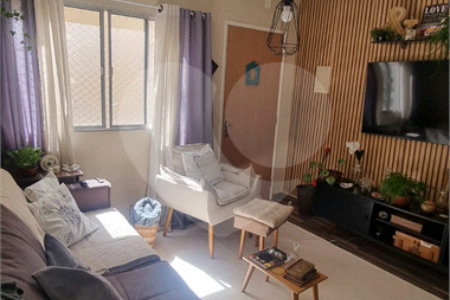Apartamento à venda com 2 quartos em Parque Santana, Mogi das Cruzes, SP