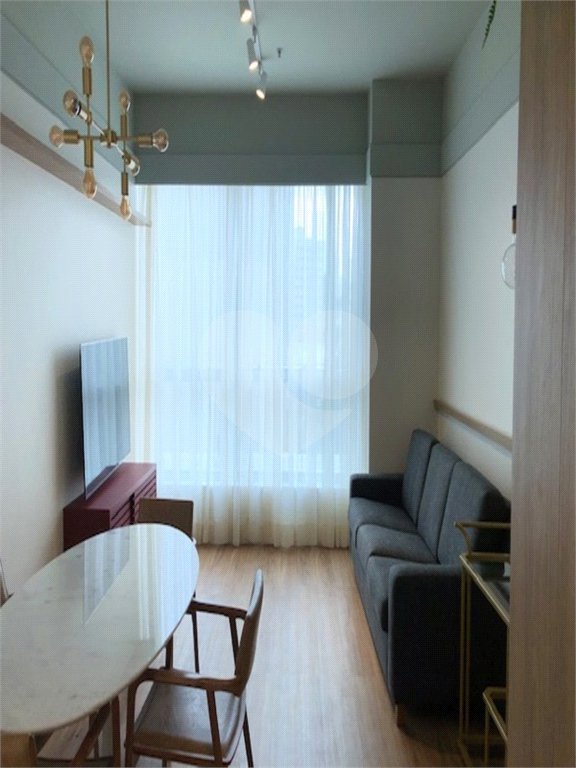 Flat à venda com 1 suíte em Santana, São Paulo, SP