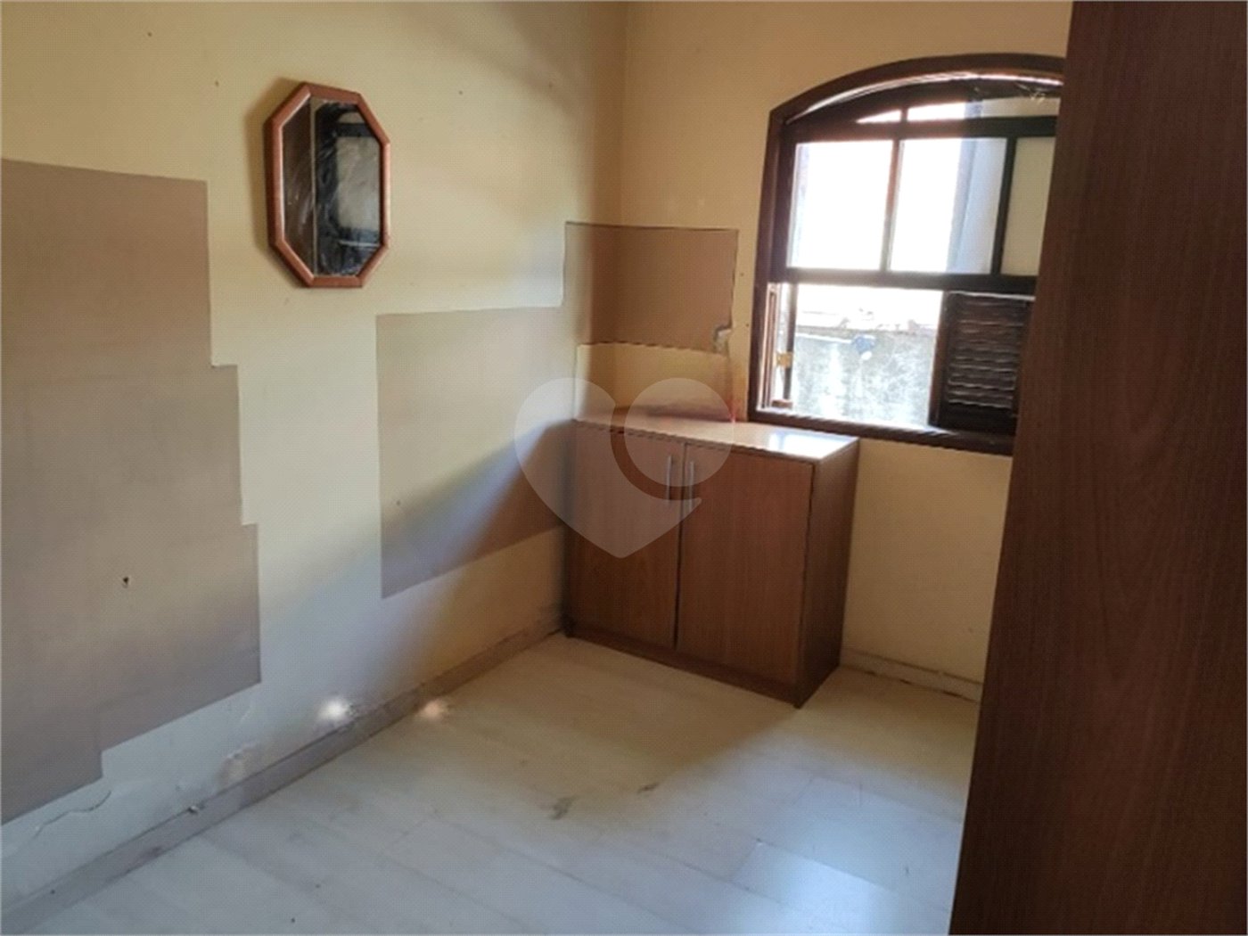 Sobrado à venda com 3 quartos, sendo 1 suíte, em Tremembé, São Paulo, SP