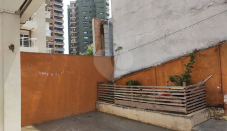Terreno à venda em Vila Alexandria, São Paulo, SP