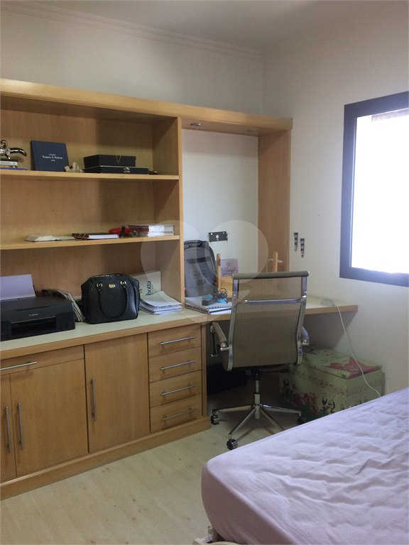Apartamento à venda com 3 suítes em Vila Suzana, São Paulo, SP
