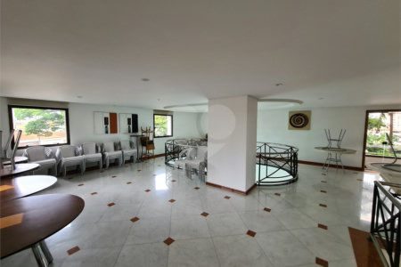 Apartamento à venda com 3 suítes em Água Fria, São Paulo, SP