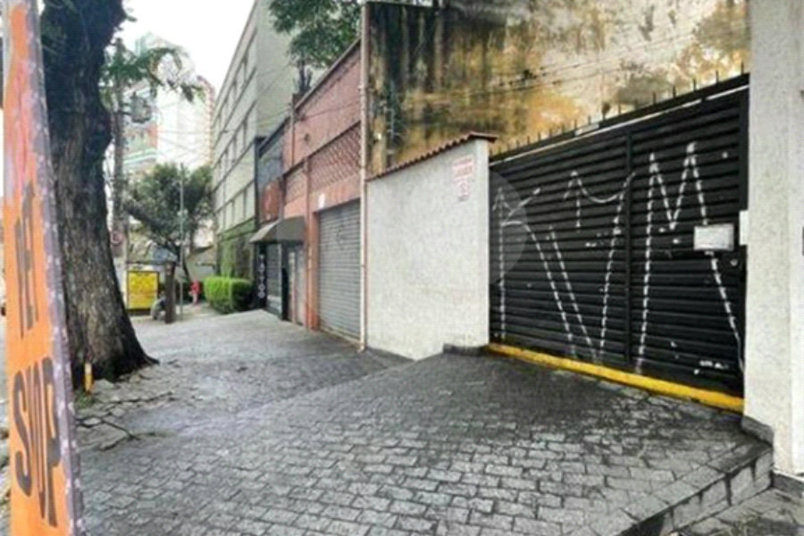 Sobrado à venda com 5 quartos, sendo 1 suíte, em Santana, São Paulo, SP