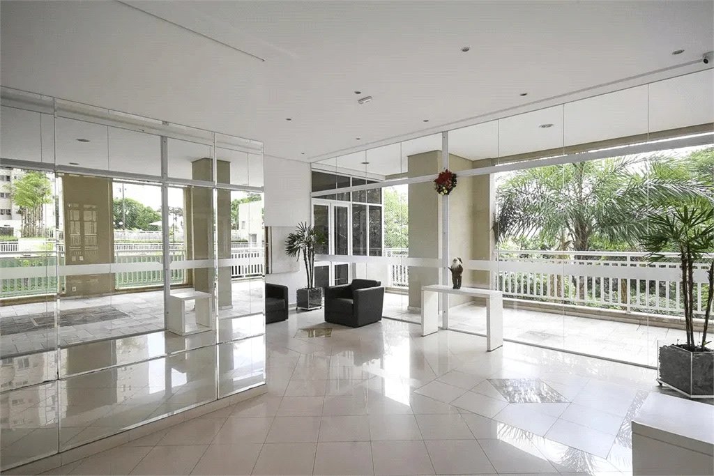 Apartamento à venda com 3 suítes em Lar São Paulo, São Paulo, SP