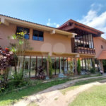 Chácara à venda com 8 quartos, sendo 7 suítes, em Jardim Chácara Méa, Suzano, SP