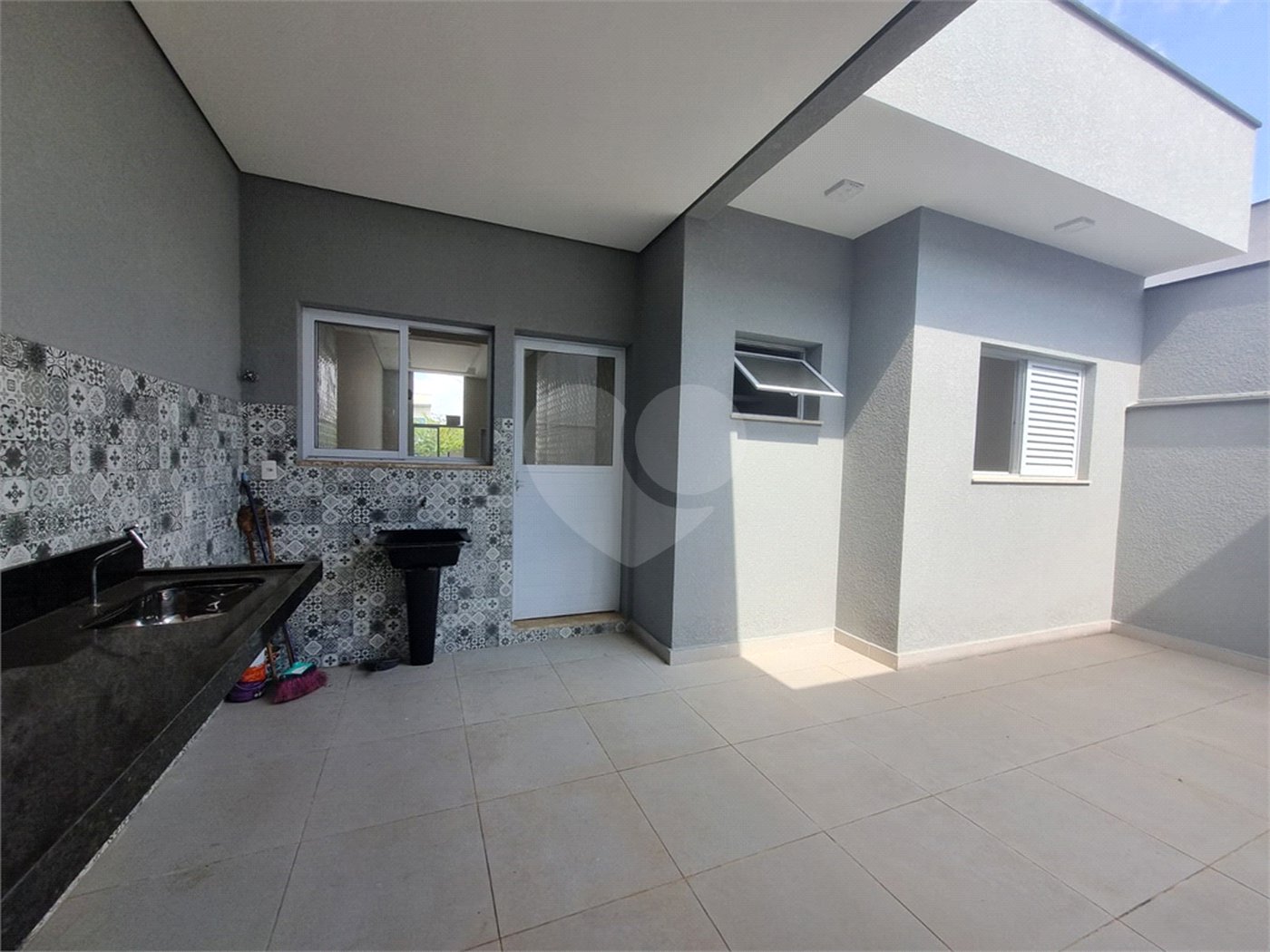 Casa à venda com 3 quartos, sendo 1 suíte, no condomínio Jardim Residencial Villagio Ipanema I, Sorocaba - SP