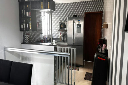 Sobrado à venda com 3 quartos, sendo 1 suíte, em Jardim Camila, Sorocaba, SP
