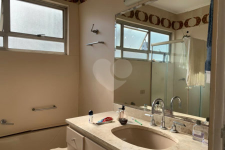 Apartamento à venda com 3 quartos, sendo 1 suíte, em Jardim Paulista, São Paulo, SP