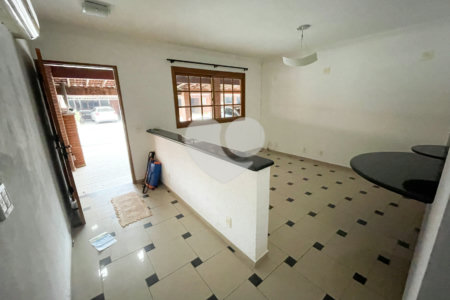 Casa à venda com 2 quartos, sendo 1 suíte, no condomínio Residencial Dona Lilla, Itu - SP