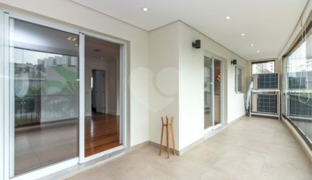 Apartamento à venda com 3 suítes em Alto da Boa Vista, São Paulo, SP