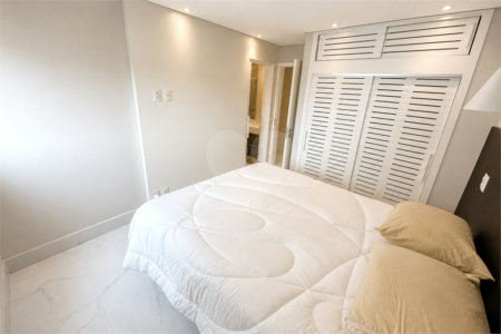 Apartamento à venda com 5 suítes em Parque Enseada, Guarujá, SP