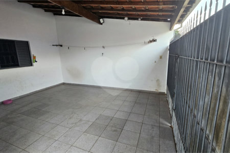 Casa à venda com 2 quartos em Vila Costa e Silva, Indaiatuba, SP