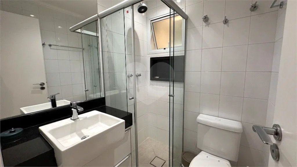 Apartamento à venda com 3 quartos, sendo 1 suíte,  em Riviera de São Lourenço, Bertioga, SP