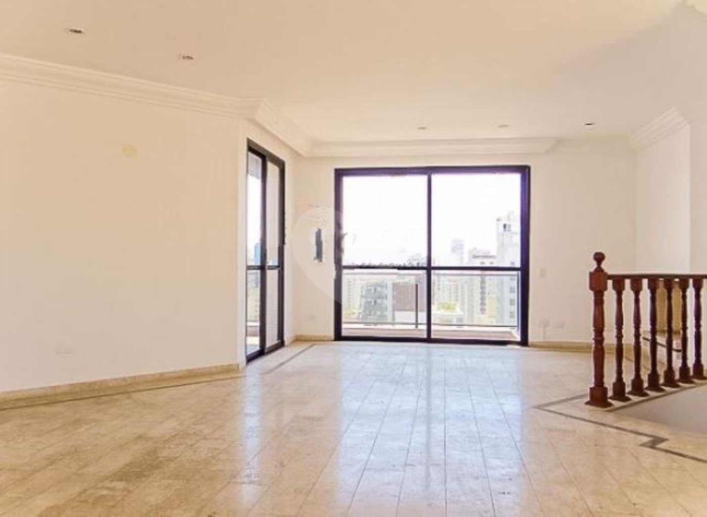 Cobertura duplex com churrasqueira e piscina