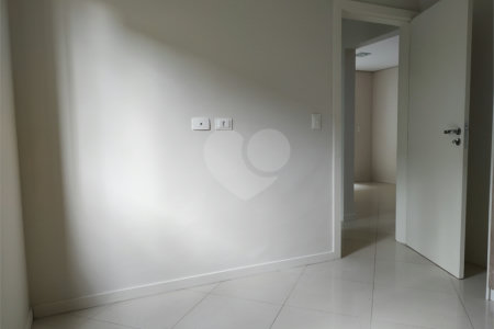Apartamento para alugar com 2 quartos em Alvinópolis, Atibaia, SP