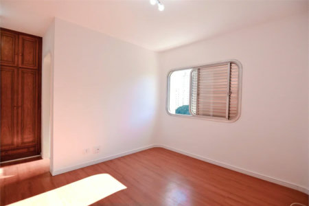Apartamento à venda com 4 quartos, sendo 2 suítes, em Brooklin Paulista, São Paulo, SP