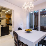 Casa à venda com 5 suítes em Jardim Cordeiro, São Paulo, SP
