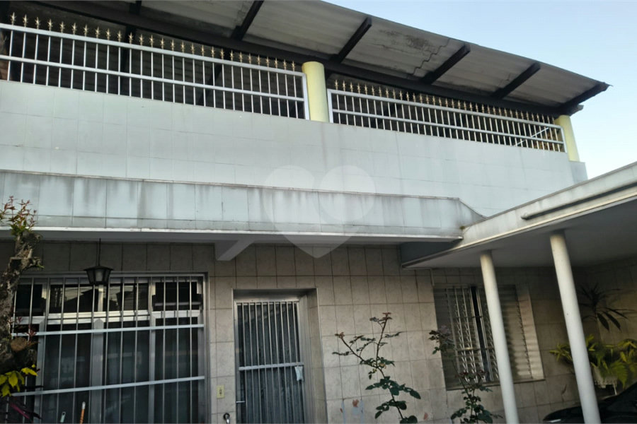 Terreno à venda com 6 quartos em Parque Peruche, São Paulo, SP