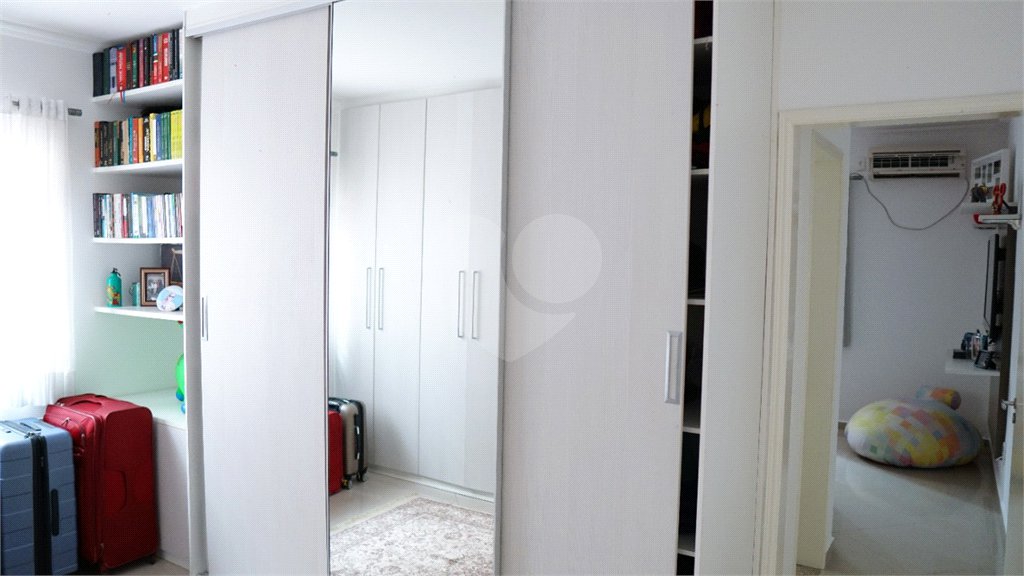 Sobrado à venda com 5 quartos, sendo 3 suítes,  em Santa Teresinha, São Paulo, SP