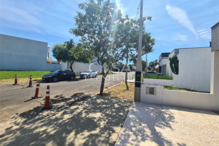 Casa em condomínio à venda com 3 quartos, sendo 1 suíte, em Jardim Novo Horizonte, Sorocaba, SP