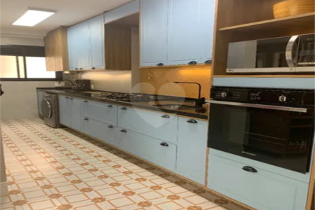 Apartamento à venda com 3 quartos, sendo 1 suíte, em Cidade São Francisco, São Paulo, SP