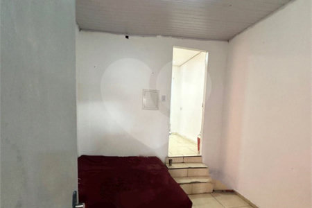 Sobrado à venda com 3 quartos em Jardim das Esmeraldas, São Paulo, SP