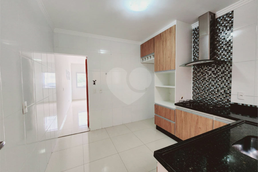Casa à venda com 2 suítes no condomínio Residencial Vila Rosa, São Paulo - SP