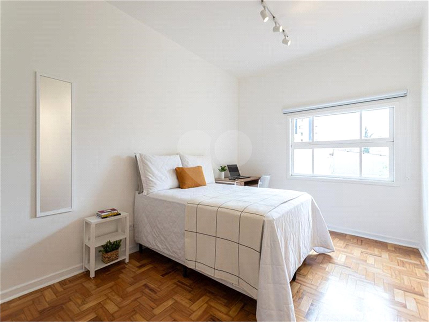 Apartamento à venda com 5 quartos, sendo 1 suíte,  em Pinheiros, São Paulo, SP