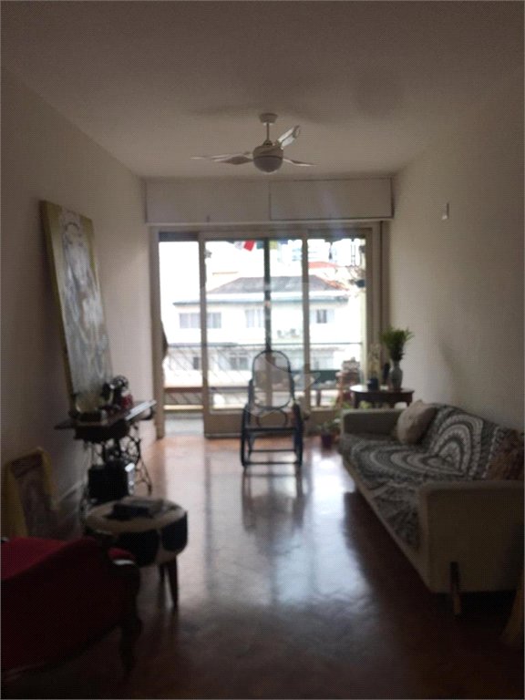 Apartamento à venda com 3 quartos, sendo 1 suíte, em Santa Cecília, São Paulo, SP