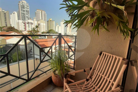 Apartamento à venda com 2 quartos, sendo 1 suíte, em Alto da Lapa, São Paulo, SP